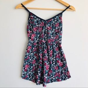 Sexy Summer Backless Tie Up Top